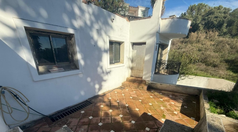 Málaga - Estepona - 900m2