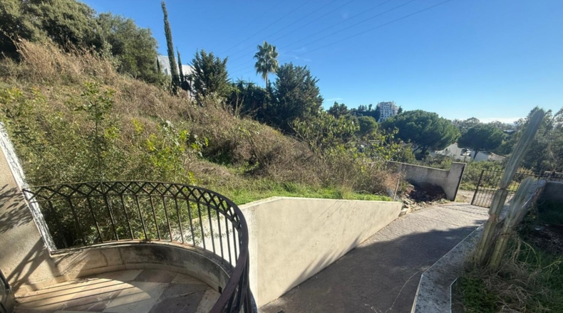 Málaga - Estepona - 900m2