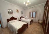 Дом с участком на продажу в городе Membrilla. Фото