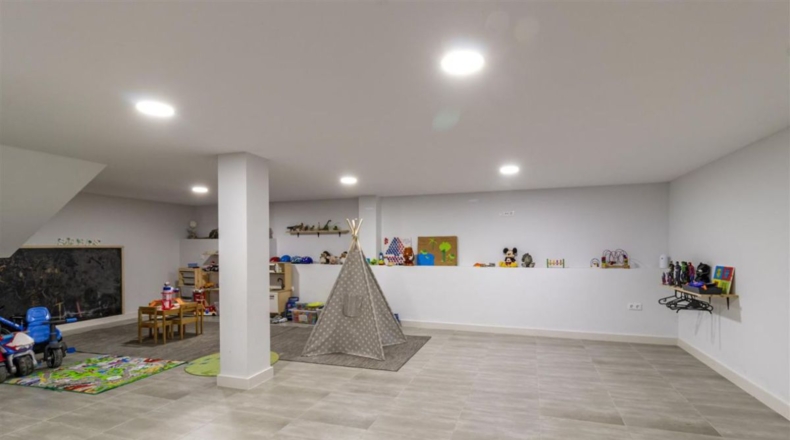 Málaga - San Pedro de Alcántara - 337m2