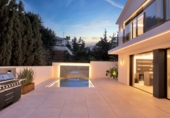 Xalet independent amb terreny en venda a Marbella ref.: TR252536 foto