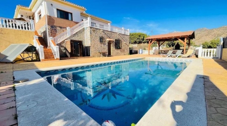 Málaga - Nerja - 2000m2