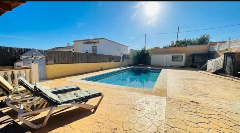 Málaga - Nerja - 2000m2