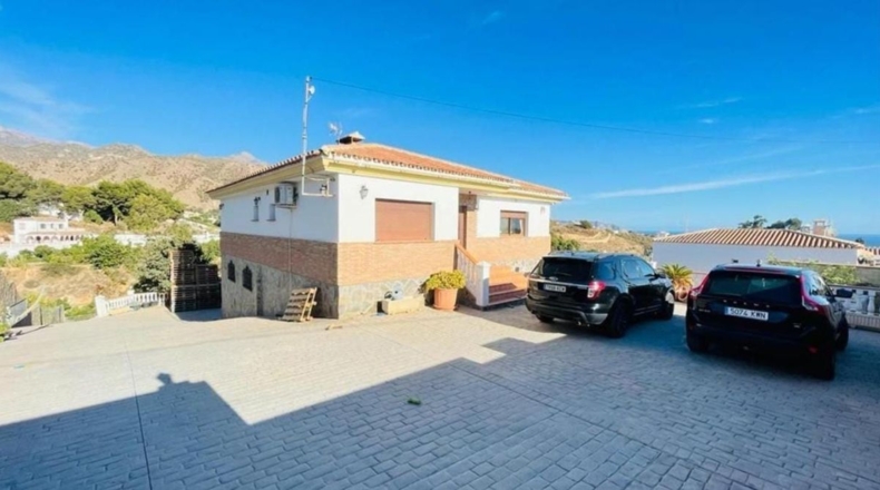 Málaga - Nerja - 2000m2