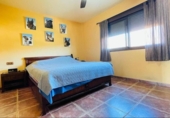 Chalet independiente con terreno en venta en Nerja ref: TR103080 foto