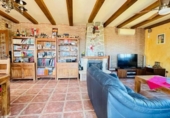 Chalet independiente con terreno en venta en Nerja ref: TR103080 foto