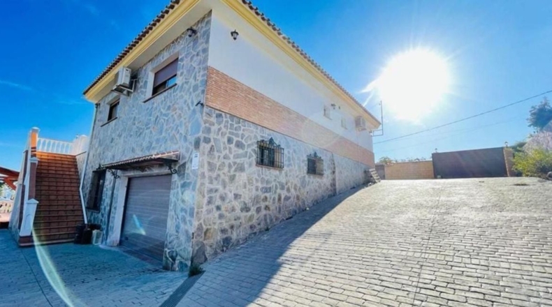 Málaga - Nerja - 2000m2
