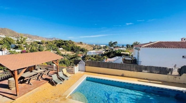 Málaga - Nerja - 2000m2