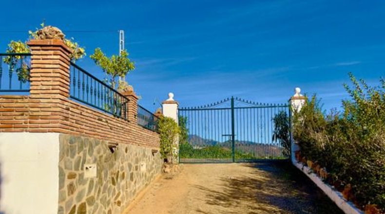 Malaga - Torrox - 10000m2