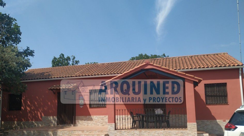 Badajoz - Segura de León - 10000m2