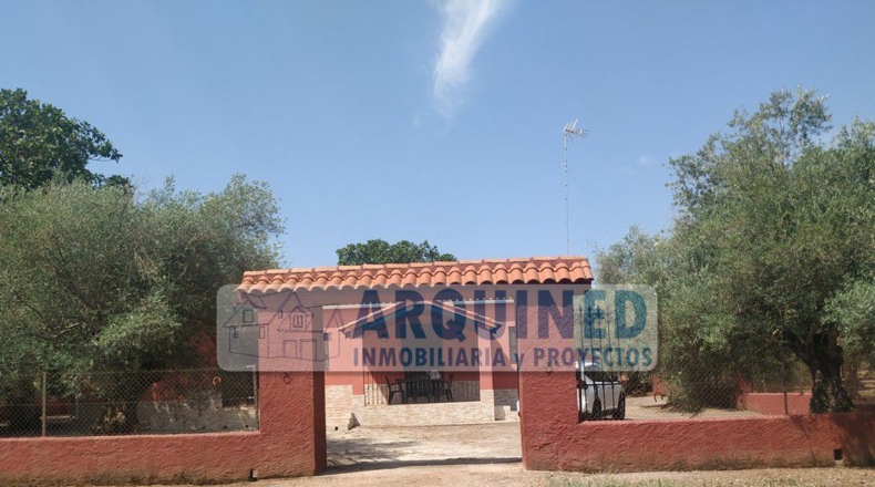 Badajoz - Segura de León - 10000m2