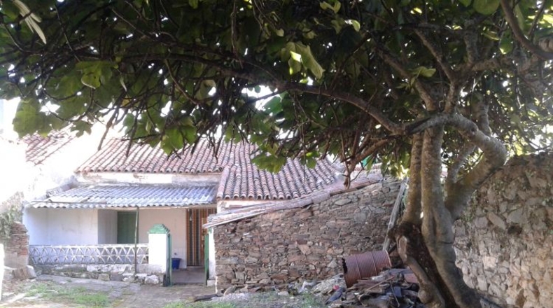 Badajoz - Fregenal de la Sierra - 451m2