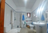 Дом с участком на продажу в городе Ibros. Фото