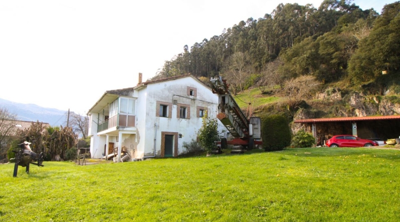 Cantabria - San Pantaleón de Aras - 300m2