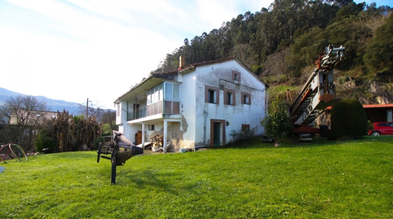 Cantabria - San Pantaleón de Aras - 300m2