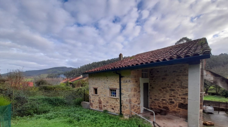 Cantabria - La Bárcena - 1000m2