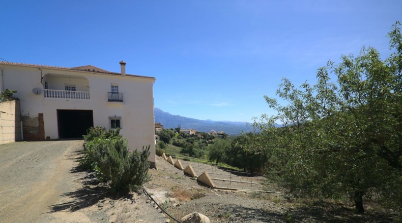 Málaga - Cañada de los Rosales - 1902m2