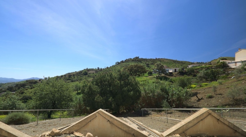 Málaga - Cañada de los Rosales - 1902m2