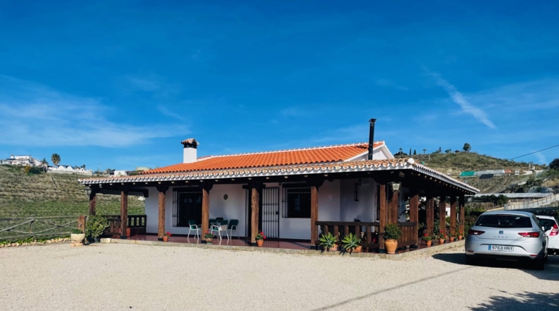 Málaga - Велес-Малага - 10000m2