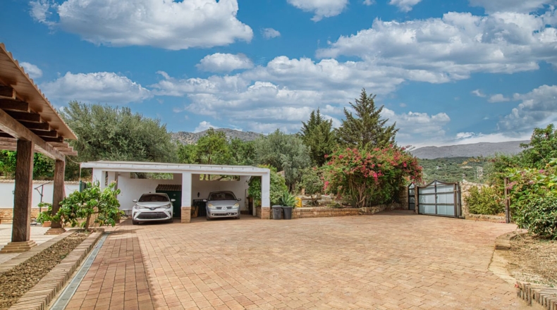 Malaga - Periana - 1574m2