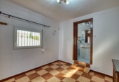 Дом с участком на продажу в городе Vélez-Málaga. Фото