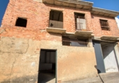 Дом с участком на продажу в городе Vélez-Málaga. Фото