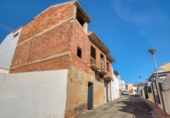 Дом с участком на продажу в городе Vélez-Málaga. Фото