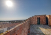 Дом с участком на продажу в городе Vélez-Málaga. Фото