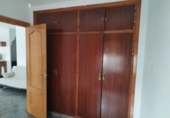 Дом с участком на продажу в городе Vélez-Málaga. Фото