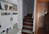 Дом с участком на продажу в городе Vélez-Málaga. Фото