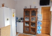 Отдельно стоящий дом с участком на продажу в городе Vélez-Málaga. Фото