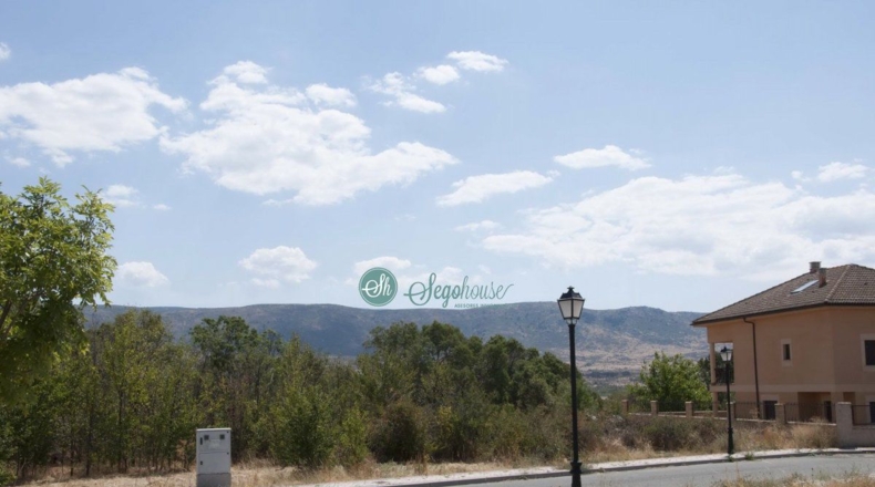 Segovia - Torrecaballeros - 501m2