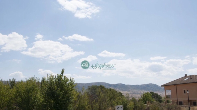 Segovia - Torrecaballeros - 501m2