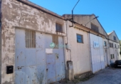 Промышленное здание на продажу в городе Сеговия. Фото
