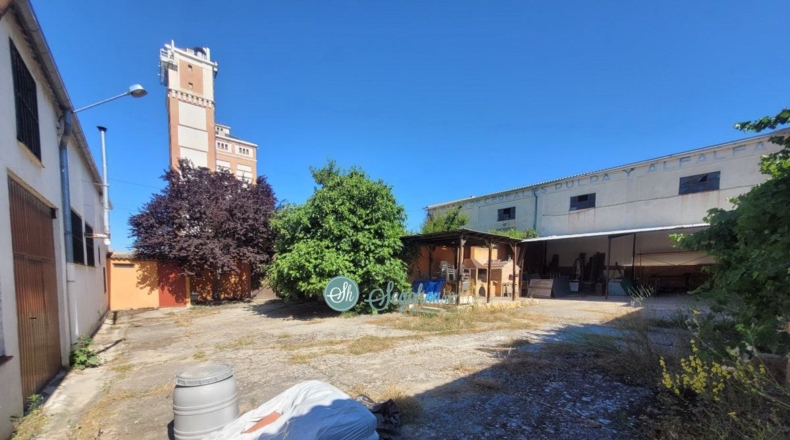 Segovia - Segòvia - 1852m2
