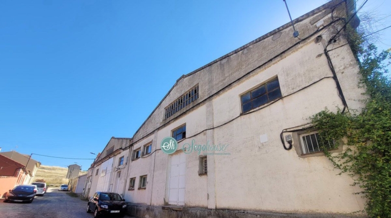 Segovia - Segòvia - 1852m2