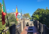 Участок с постройкой на продажу в городе Valencia de Alcántara. Фото