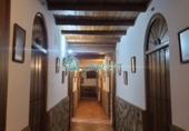 Участок с постройкой на продажу в городе Valencia de Alcántara. Фото