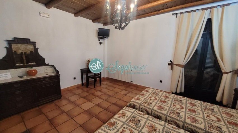 Касерес - Valencia de Alcántara - 2757m2