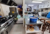 Участок с постройкой на продажу в городе Valencia de Alcántara. Фото