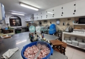 Участок с постройкой на продажу в городе Valencia de Alcántara. Фото