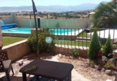 Chalet independiente con terreno en venta en La Lastrilla ref: TR344218 foto