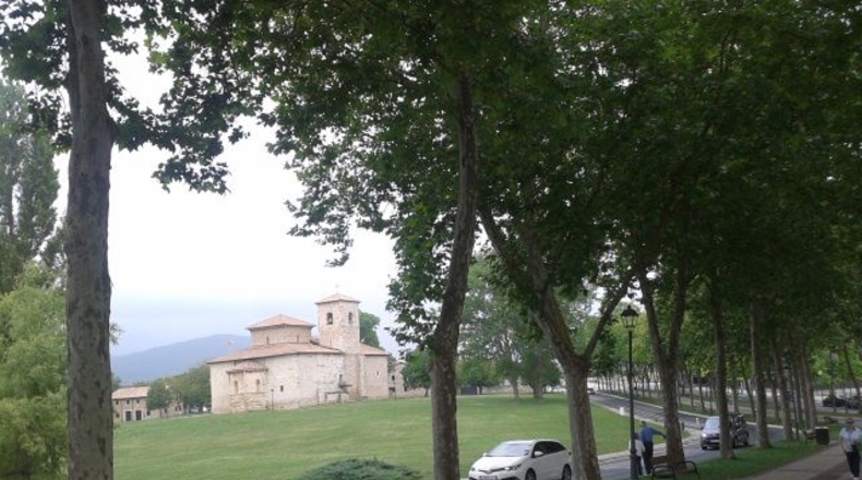 Álava - Armentia - 1000m2