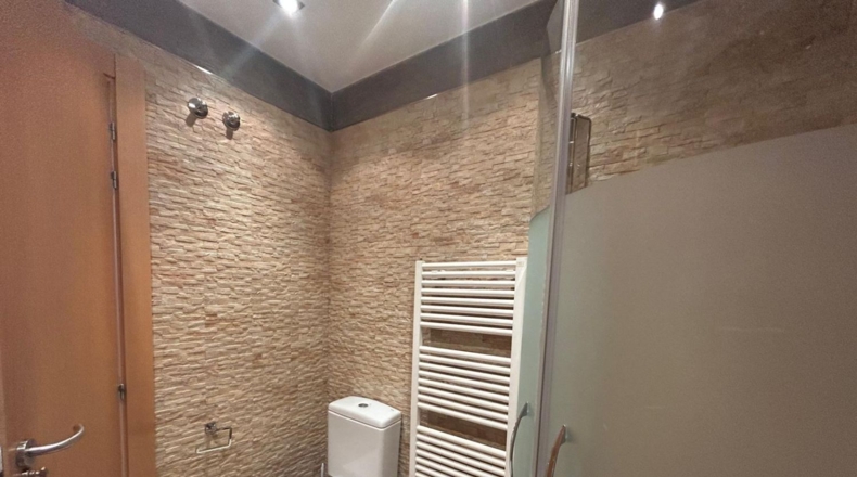 Alava - Vitoria-Gasteiz - 802m2