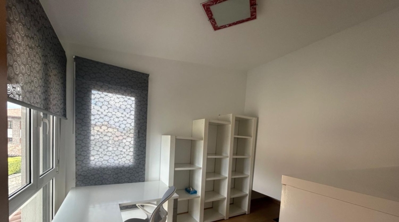 Alava - Vitoria-Gasteiz - 802m2