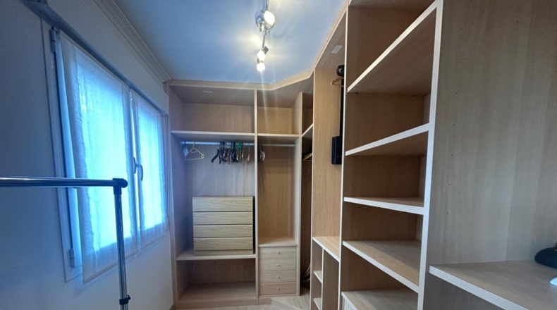 Alava - Vitoria-Gasteiz - 802m2