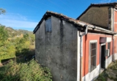 Дом с участком на продажу в городе Langreo. Фото