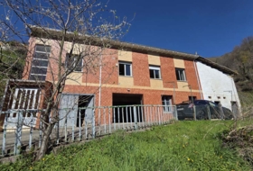 Pola de Laviana 4600&nbsp;m² 