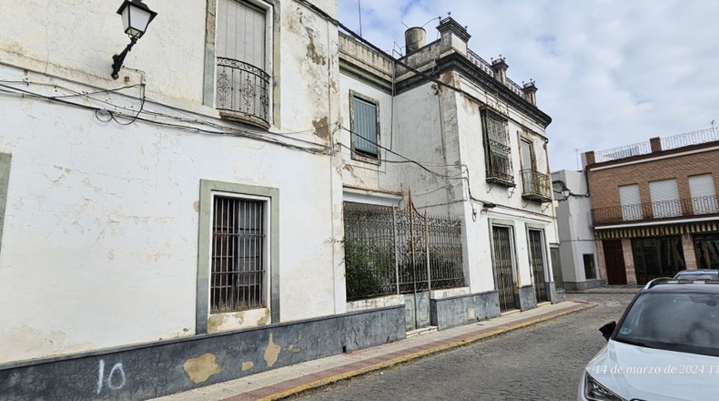 Sevilla - Lora del Río - 436m2