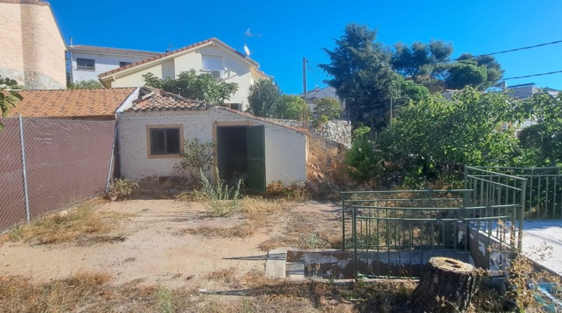 Comunidad de Madrid - Valdemorillo - 220m2
